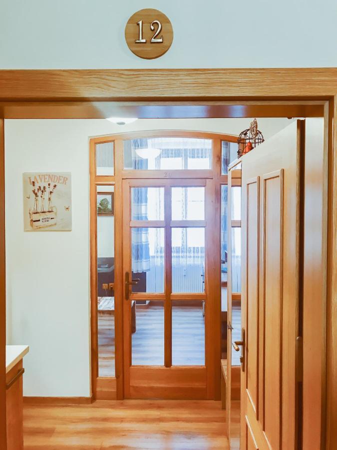 Golden Wood Apartments Πίλζεν Εξωτερικό φωτογραφία