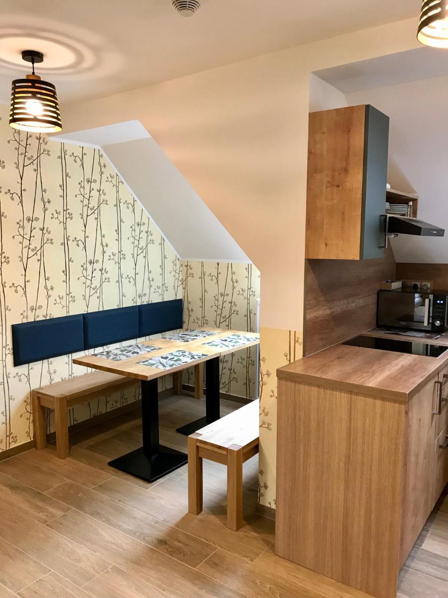 Golden Wood Apartments Πίλζεν Εξωτερικό φωτογραφία