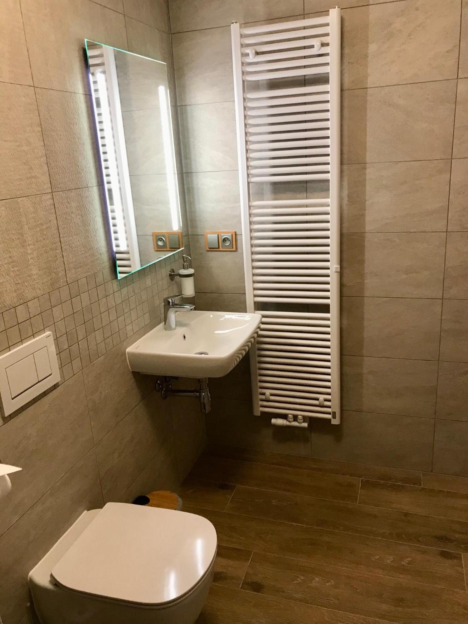 Golden Wood Apartments Πίλζεν Εξωτερικό φωτογραφία